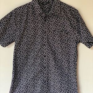 Jack’s Surfboards Slim Fit Black Floral Short-Sleeve Shirt